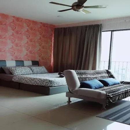 Peanut Butter Homestay #Trefoil Setia City Setia Alam Luaran gambar
